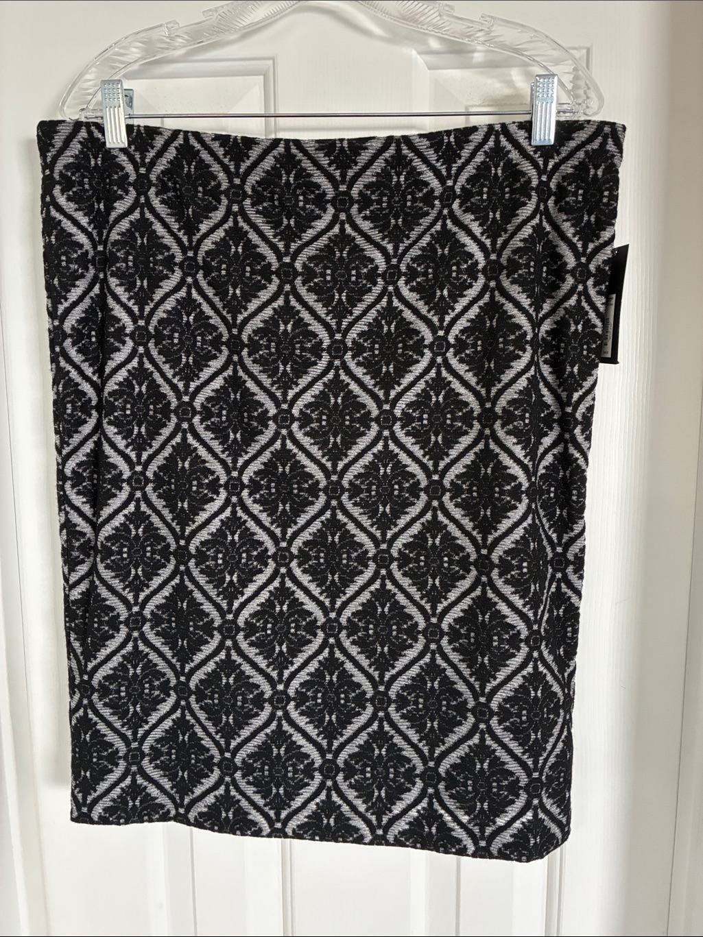 Apt. 9 Black And Gray Damask-Pattern Pencil Skirt